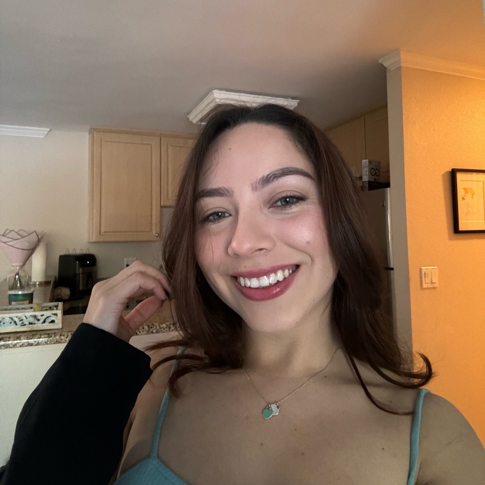 Meet your Posher, Jazmin